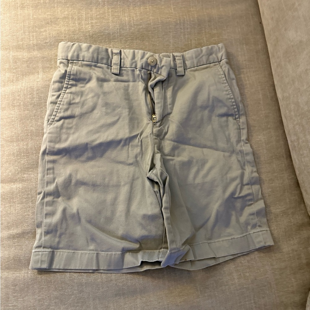 Southern tide khaki shorts. Size 8